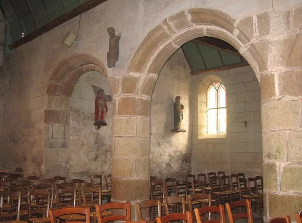 Du bas-côté nord jusqu'au fond de l'église, photo 2