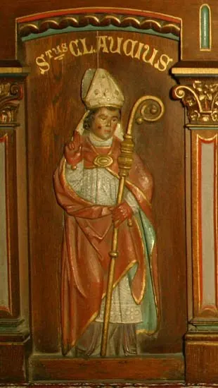 Maître autel au début du XXème siècle et actuellement, photo 4