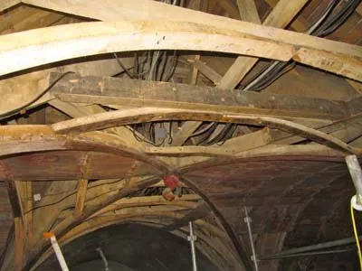Les travaux de restauration des voûtes, photo 3