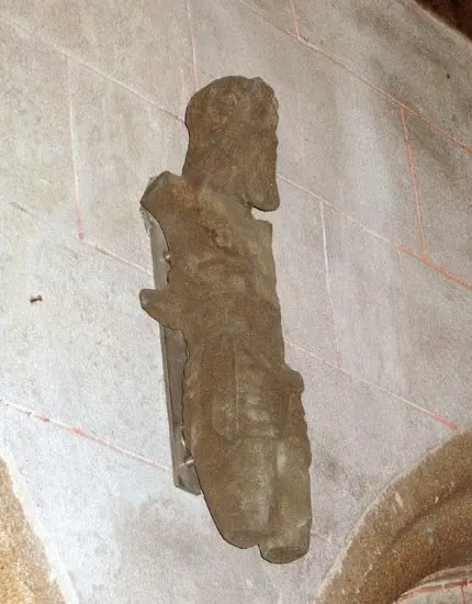 Christ en croix : église Saint-Jacques de Locquirec